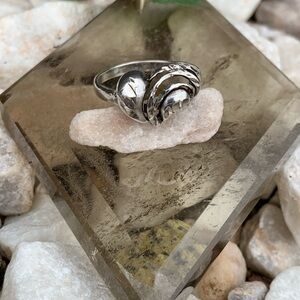 Sterling Silver Vintage Heart Ring